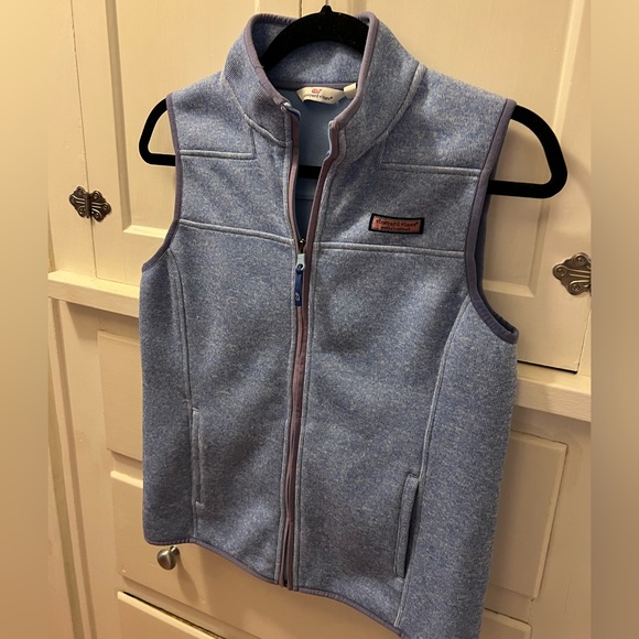 Vineyard Vines Jackets & Blazers - Vineyard Vines women Sweater Fleece Vest size S. Excellent condition light blue